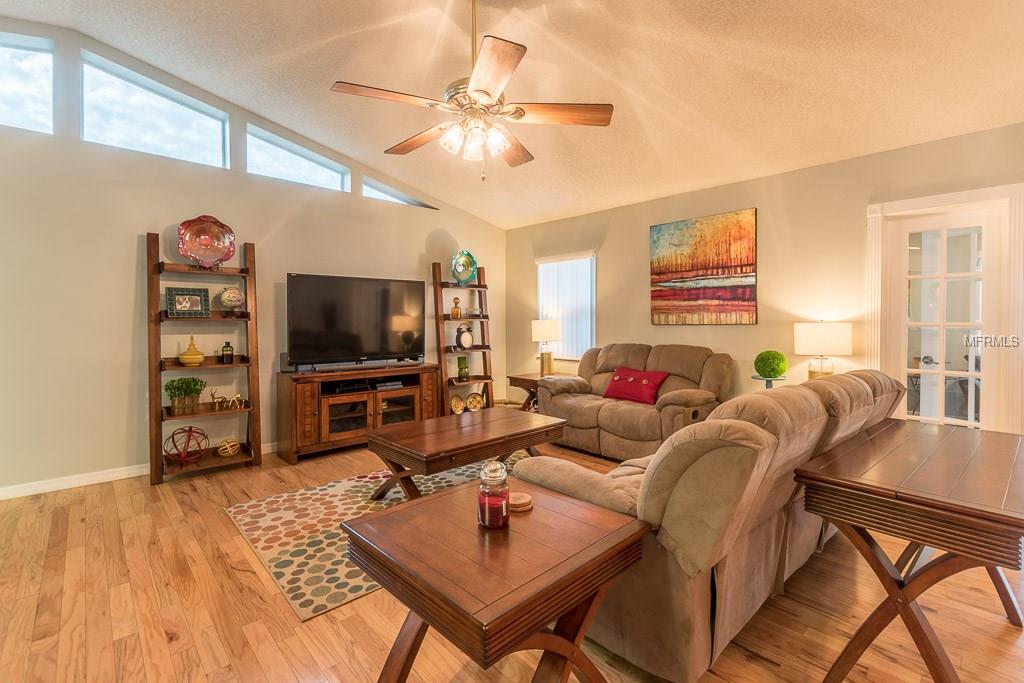 209 PEACEFUL RIDGE ROAD, TARPON SPRINGS, Florida 34689, 3 Bedrooms Bedrooms, 3 Rooms Rooms,2 BathroomsBathrooms,Residential,For sale,PEACEFUL RIDGE,U7843561