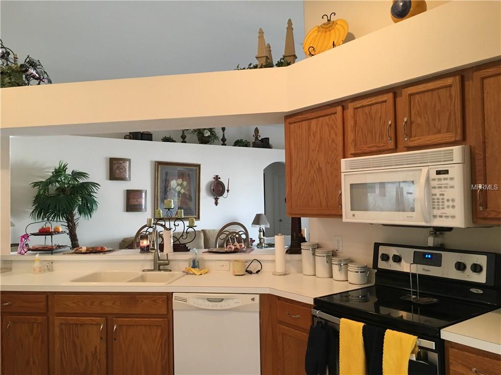 13813 ROYSTON BEND, HUDSON, Florida 34669, 4 Bedrooms Bedrooms, 7 Rooms Rooms,3 BathroomsBathrooms,Residential,For sale,ROYSTON,T2925821