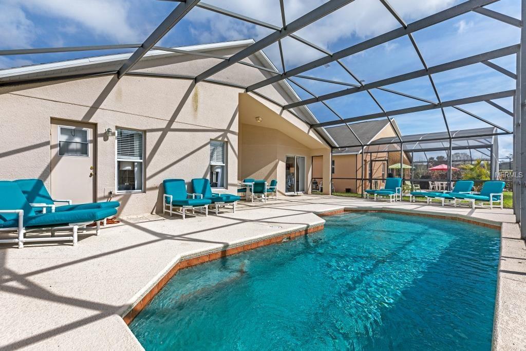210 HIDEAWAY BEACH LANE, KISSIMMEE, Florida 34746, 4 Bedrooms Bedrooms, 8 Rooms Rooms,3 BathroomsBathrooms,Residential,For sale,HIDEAWAY BEACH,S4857049