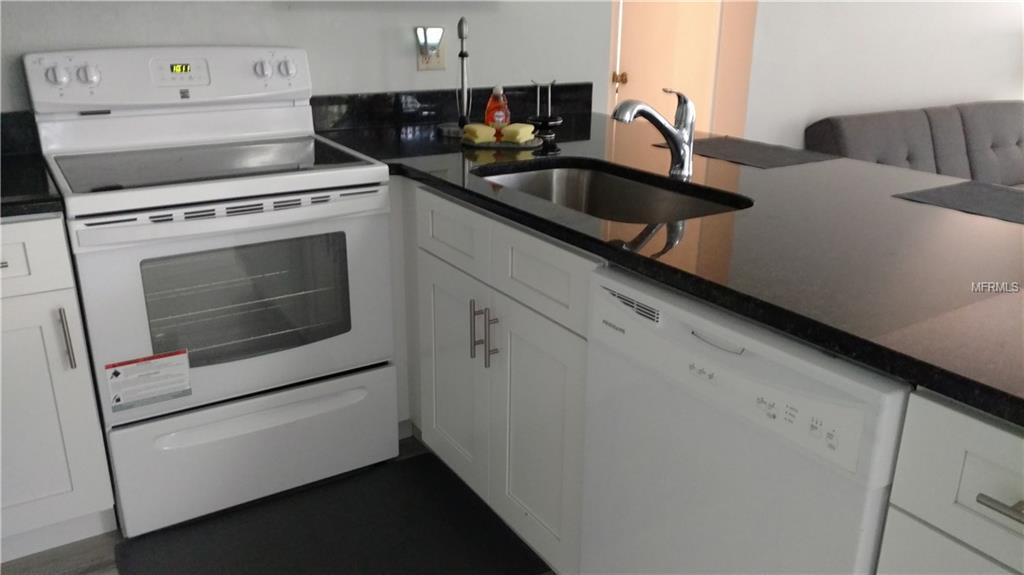 6402 PARC CORNICHE DRIVE, ORLANDO, Florida 32821, 2 Bedrooms Bedrooms, 4 Rooms Rooms,2 BathroomsBathrooms,Residential,For sale,PARC CORNICHE,O5533137