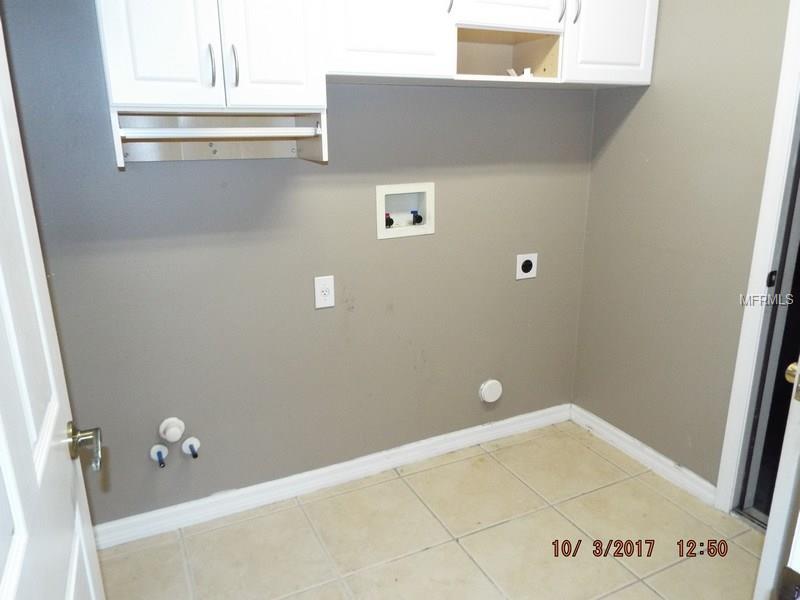 544 MAJESTIC OAK DRIVE, APOPKA, Florida 32712, 5 Bedrooms Bedrooms, 9 Rooms Rooms,4 BathroomsBathrooms,Residential,For sale,MAJESTIC OAK,O5539141