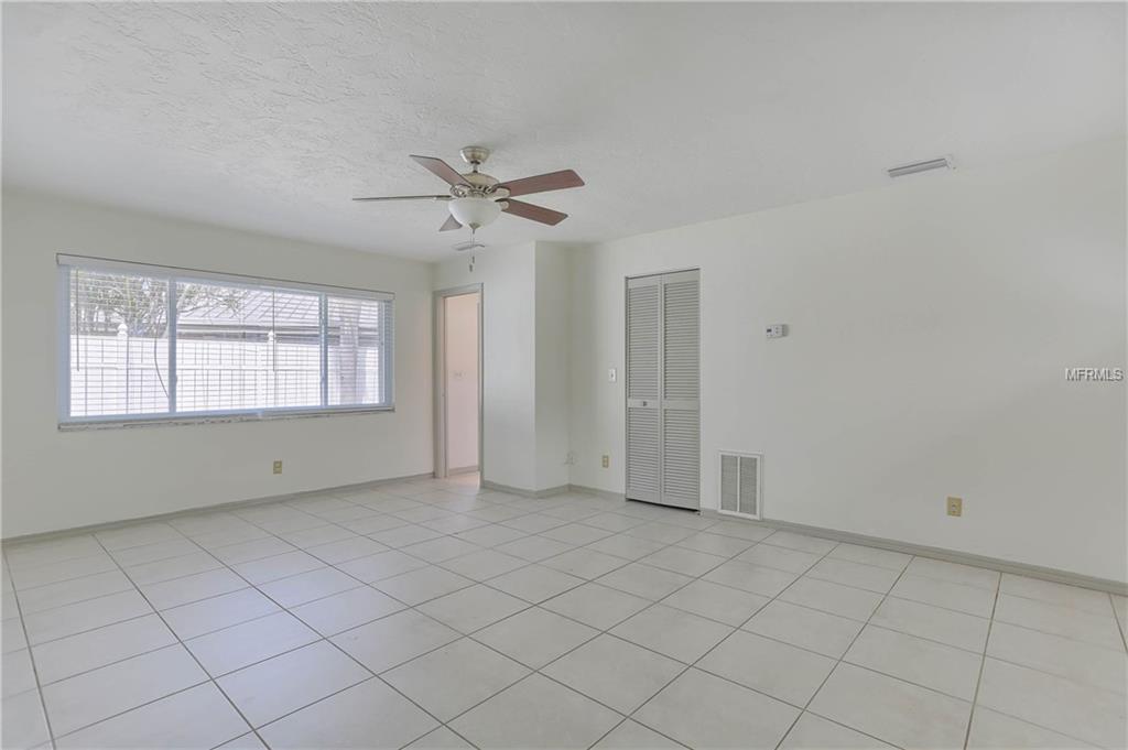 1205 79TH STREET S, ST PETERSBURG, Florida 33707, 4 Bedrooms Bedrooms, 5 Rooms Rooms,3 BathroomsBathrooms,Residential,For sale,79TH,U7841920
