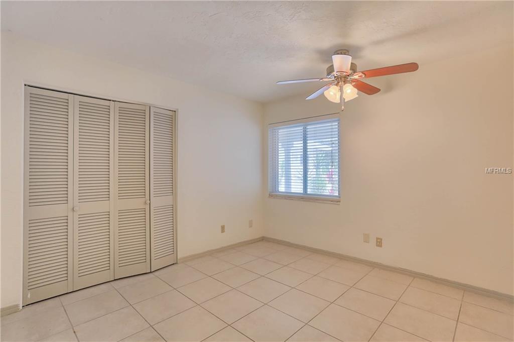 1205 79TH STREET S, ST PETERSBURG, Florida 33707, 4 Bedrooms Bedrooms, 5 Rooms Rooms,3 BathroomsBathrooms,Residential,For sale,79TH,U7841920