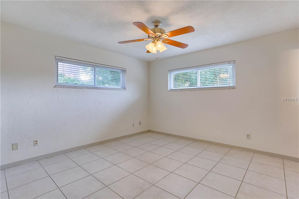 1205 79TH STREET S, ST PETERSBURG, Florida 33707, 4 Bedrooms Bedrooms, 5 Rooms Rooms,3 BathroomsBathrooms,Residential,For sale,79TH,U7841920