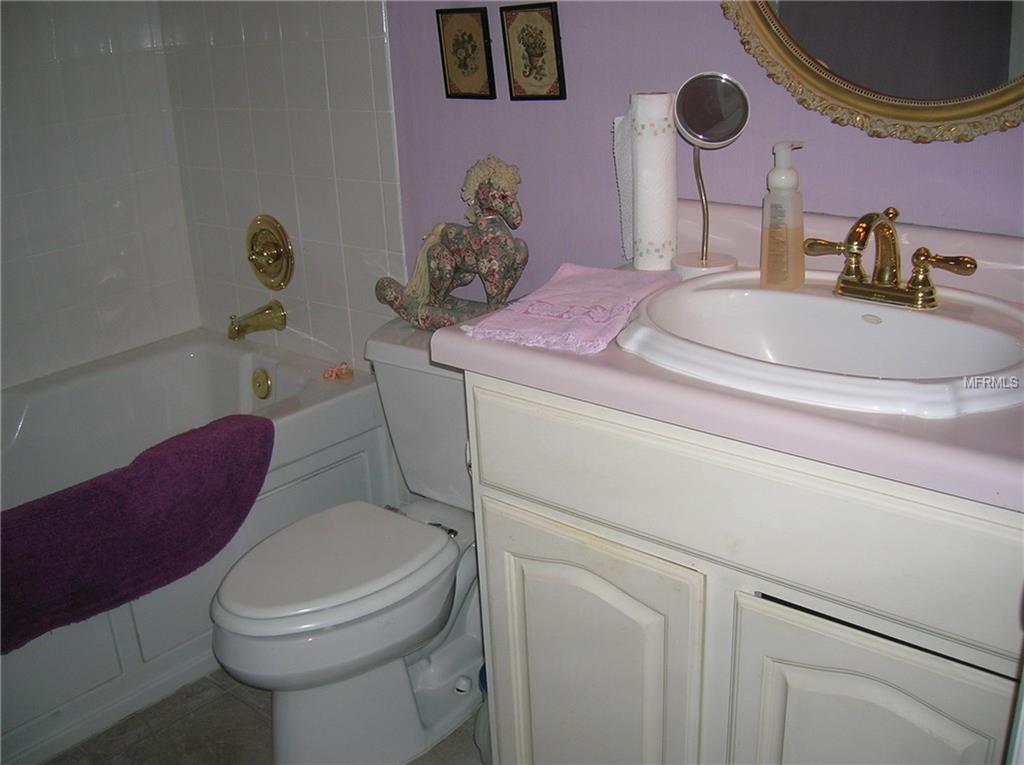 1309 PINE RIDGE CIRCLE E, TARPON SPRINGS, Florida 34688, 2 Bedrooms Bedrooms, 5 Rooms Rooms,2 BathroomsBathrooms,Residential,For sale,PINE RIDGE,W7636916