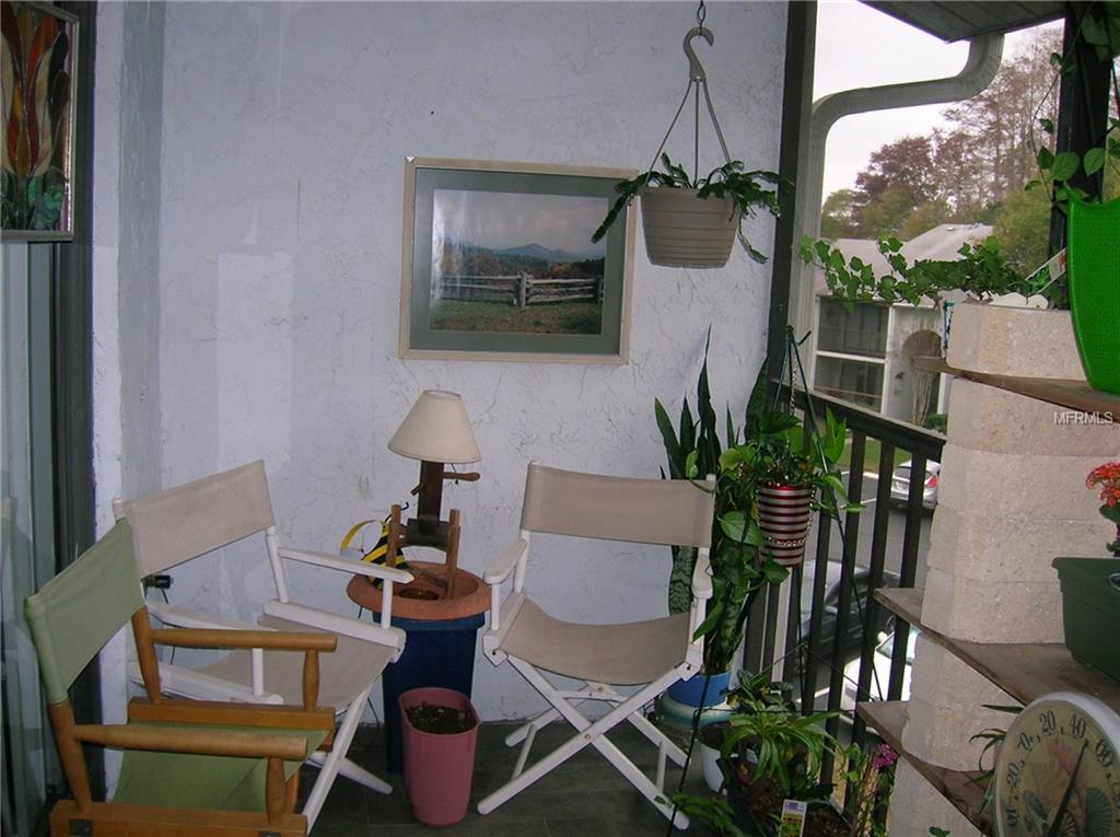 1309 PINE RIDGE CIRCLE E, TARPON SPRINGS, Florida 34688, 2 Bedrooms Bedrooms, 5 Rooms Rooms,2 BathroomsBathrooms,Residential,For sale,PINE RIDGE,W7636916