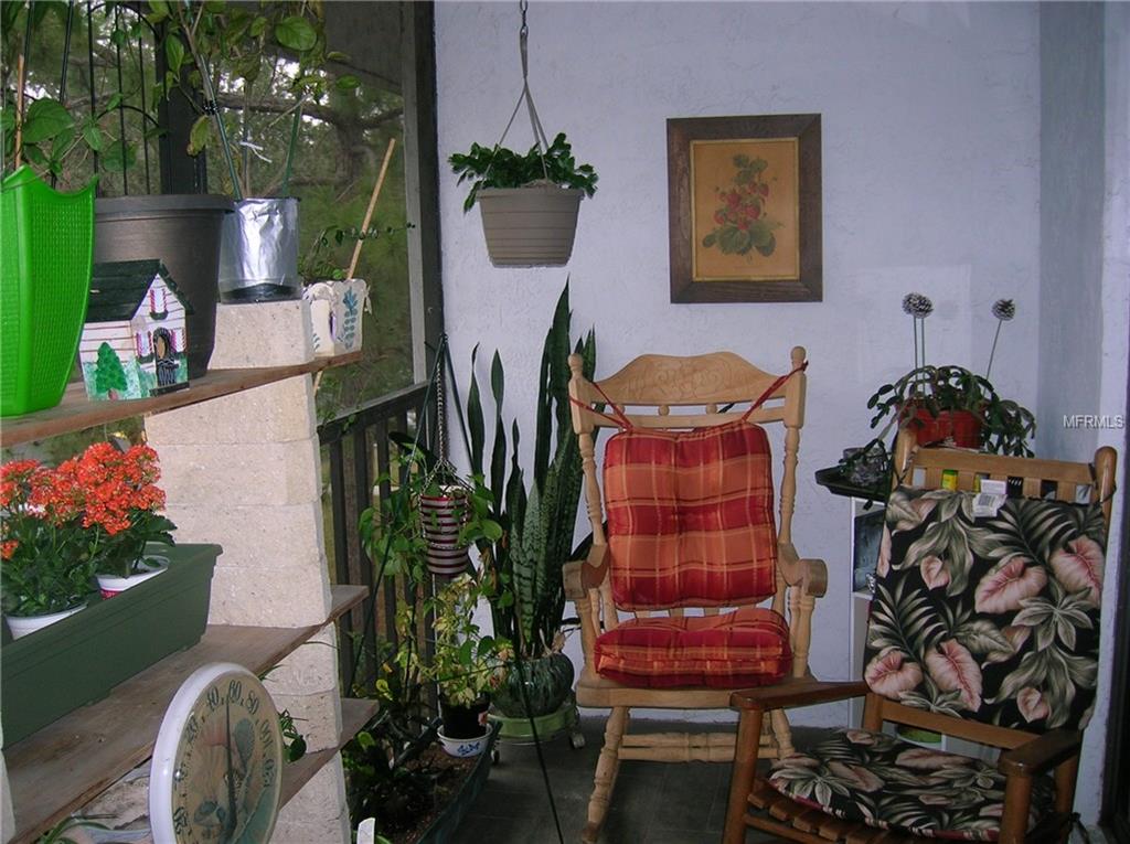 1309 PINE RIDGE CIRCLE E, TARPON SPRINGS, Florida 34688, 2 Bedrooms Bedrooms, 5 Rooms Rooms,2 BathroomsBathrooms,Residential,For sale,PINE RIDGE,W7636916