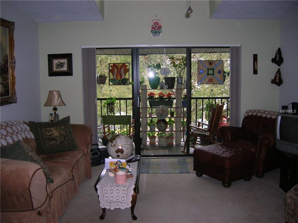 1309 PINE RIDGE CIRCLE E, TARPON SPRINGS, Florida 34688, 2 Bedrooms Bedrooms, 5 Rooms Rooms,2 BathroomsBathrooms,Residential,For sale,PINE RIDGE,W7636916