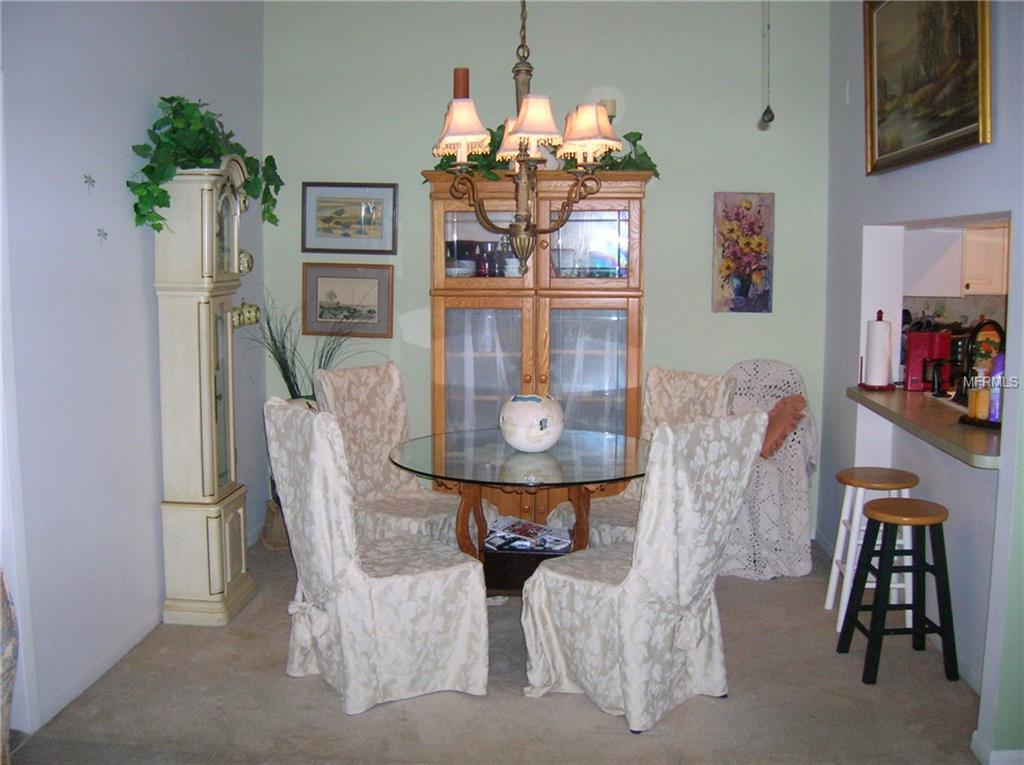 1309 PINE RIDGE CIRCLE E, TARPON SPRINGS, Florida 34688, 2 Bedrooms Bedrooms, 5 Rooms Rooms,2 BathroomsBathrooms,Residential,For sale,PINE RIDGE,W7636916