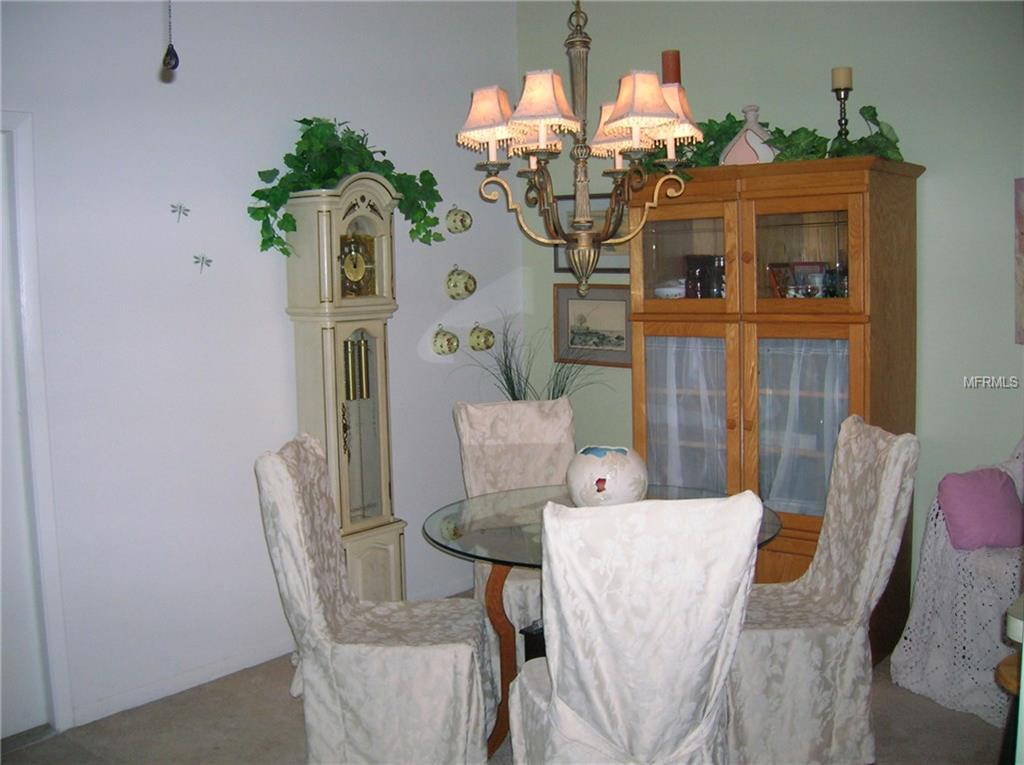 1309 PINE RIDGE CIRCLE E, TARPON SPRINGS, Florida 34688, 2 Bedrooms Bedrooms, 5 Rooms Rooms,2 BathroomsBathrooms,Residential,For sale,PINE RIDGE,W7636916