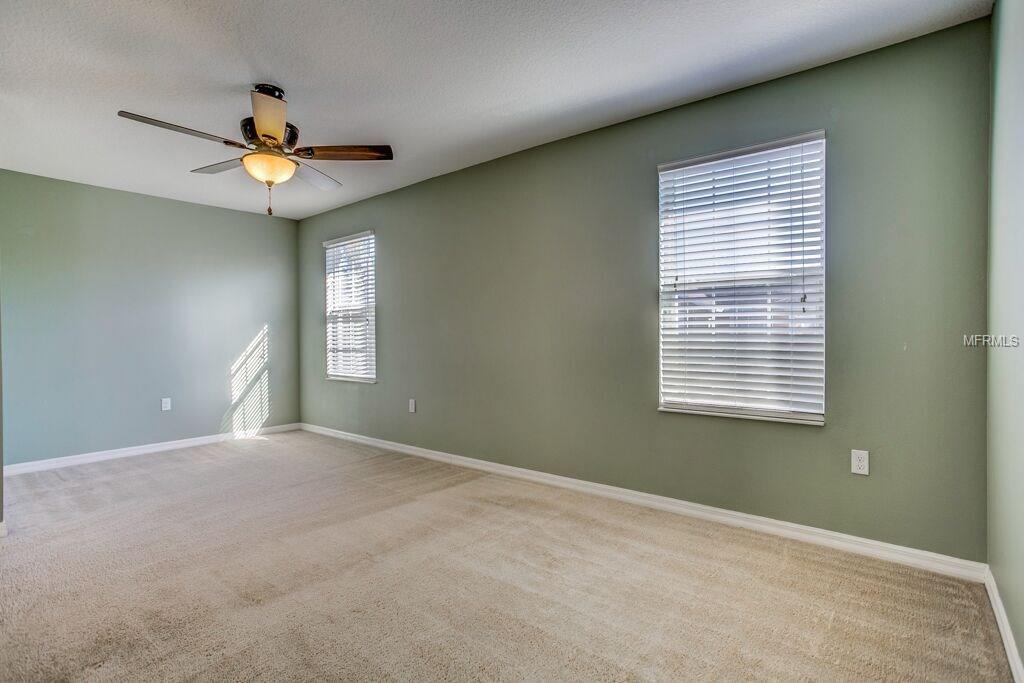 5594 RUTHERFORD PLACE, OVIEDO, Florida 32765, 4 Bedrooms Bedrooms, 6 Rooms Rooms,2 BathroomsBathrooms,Residential,For sale,RUTHERFORD,O5557520