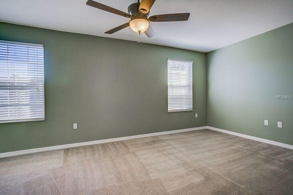 5594 RUTHERFORD PLACE, OVIEDO, Florida 32765, 4 Bedrooms Bedrooms, 6 Rooms Rooms,2 BathroomsBathrooms,Residential,For sale,RUTHERFORD,O5557520