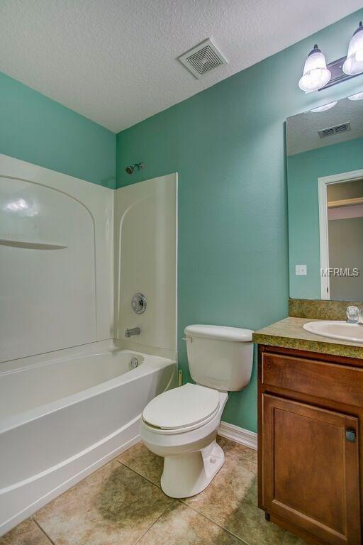 5594 RUTHERFORD PLACE, OVIEDO, Florida 32765, 4 Bedrooms Bedrooms, 6 Rooms Rooms,2 BathroomsBathrooms,Residential,For sale,RUTHERFORD,O5557520