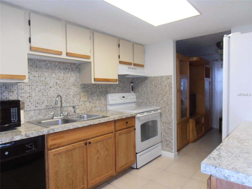 5026 WATER OAK DRIVE, BRADENTON, Florida 34207, 2 Bedrooms Bedrooms, 5 Rooms Rooms,2 BathroomsBathrooms,Residential,For sale,WATER OAK,A4208373