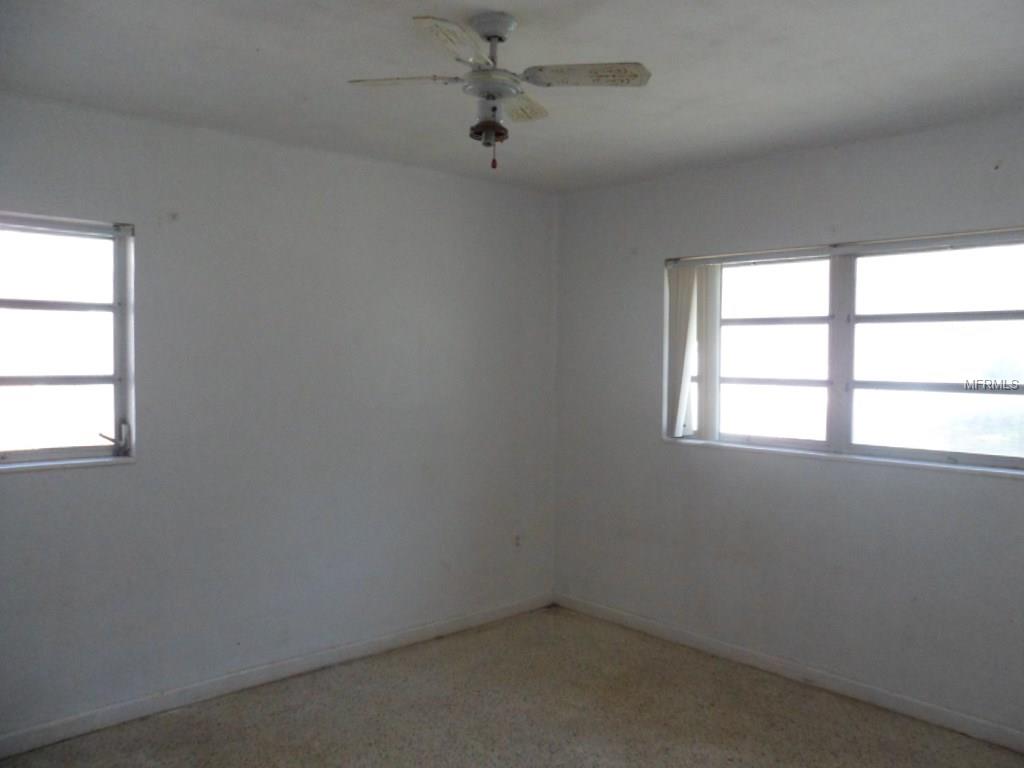 2042 14TH STREET NW, WINTER HAVEN, Florida 33881, 3 Bedrooms Bedrooms, 6 Rooms Rooms,2 BathroomsBathrooms,Residential,For sale,14TH,P4718989