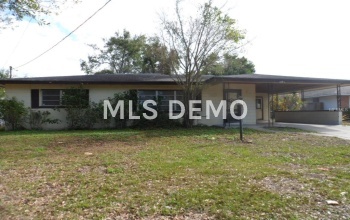 2042 14TH STREET NW, WINTER HAVEN, Florida 33881, 3 Bedrooms Bedrooms, 6 Rooms Rooms,2 BathroomsBathrooms,Residential,For sale,14TH,P4718989