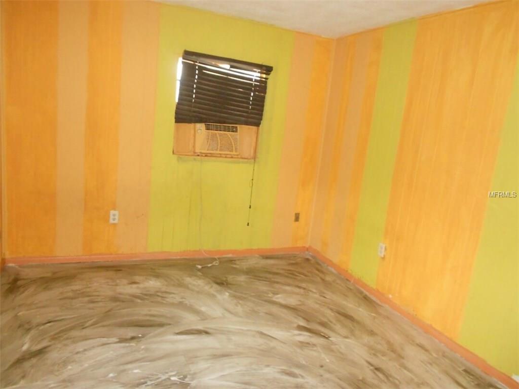 2020 DIXIE AVENUE, EUSTIS, Florida 32726, 5 Bedrooms Bedrooms, 8 Rooms Rooms,4 BathroomsBathrooms,Residential,For sale,DIXIE,C7249012