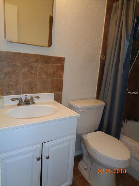 812 FRIENDSHIP DRIVE DELAND, Florida 32724, 3 Bedrooms Bedrooms, 3 Rooms Rooms,2 BathroomsBathrooms,Residential,For sale,FRIENDSHIP,V4722951