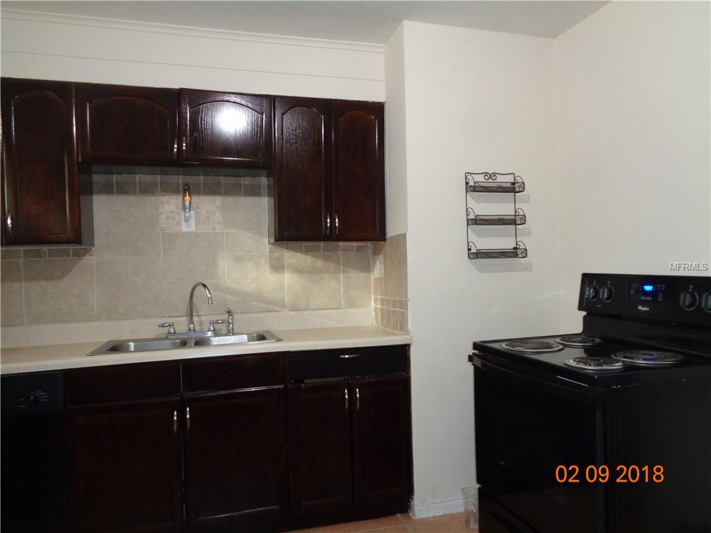 812 FRIENDSHIP DRIVE DELAND, Florida 32724, 3 Bedrooms Bedrooms, 3 Rooms Rooms,2 BathroomsBathrooms,Residential,For sale,FRIENDSHIP,V4722951