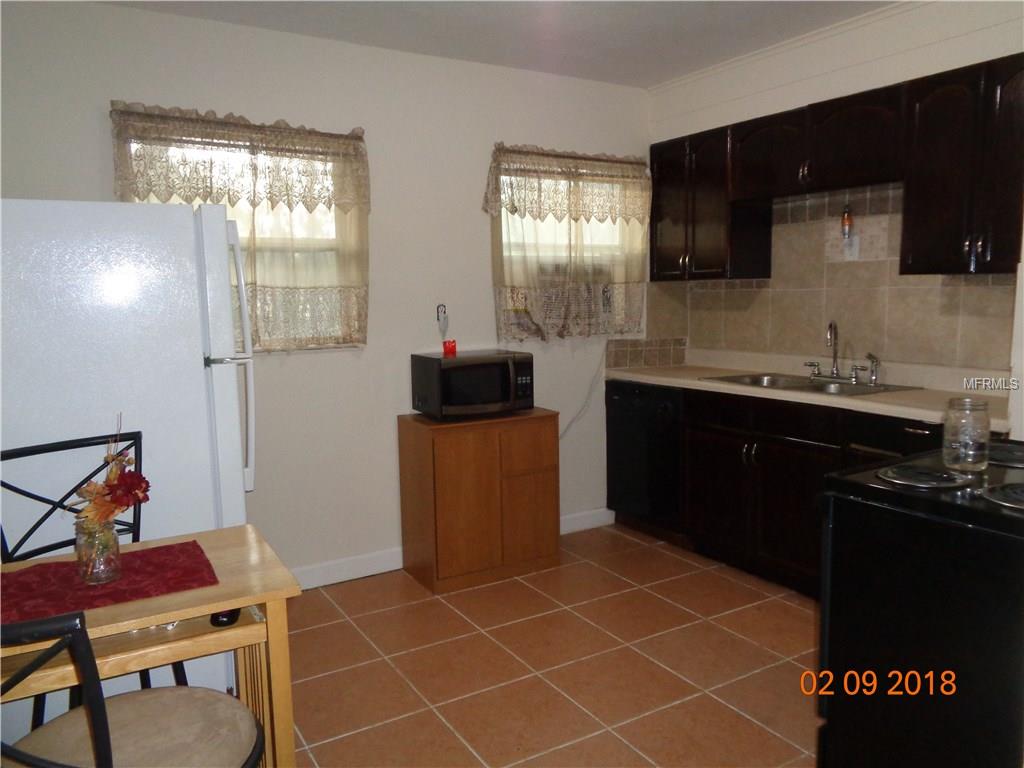 812 FRIENDSHIP DRIVE DELAND, Florida 32724, 3 Bedrooms Bedrooms, 3 Rooms Rooms,2 BathroomsBathrooms,Residential,For sale,FRIENDSHIP,V4722951