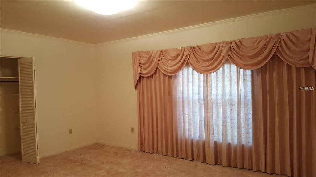 8641 DEER RUN DRIVE, LAKE WALES, Florida 33898, 4 Bedrooms Bedrooms, 10 Rooms Rooms,3 BathroomsBathrooms,Residential,For sale,DEER RUN,K4701397