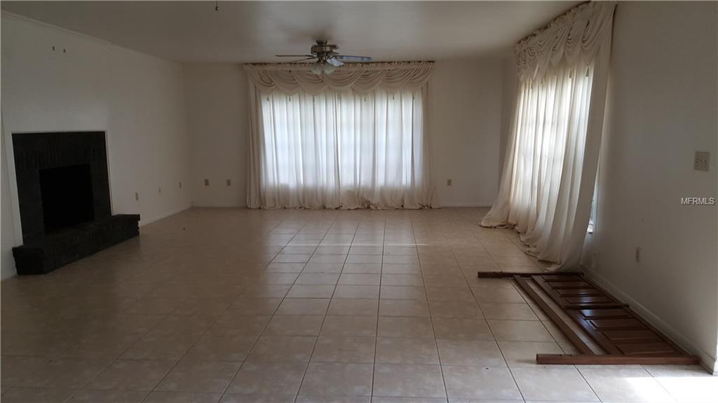 8641 DEER RUN DRIVE, LAKE WALES, Florida 33898, 4 Bedrooms Bedrooms, 10 Rooms Rooms,3 BathroomsBathrooms,Residential,For sale,DEER RUN,K4701397