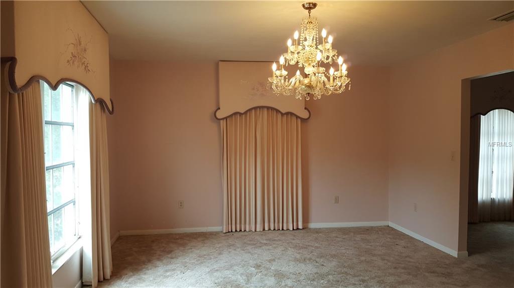 8641 DEER RUN DRIVE, LAKE WALES, Florida 33898, 4 Bedrooms Bedrooms, 10 Rooms Rooms,3 BathroomsBathrooms,Residential,For sale,DEER RUN,K4701397