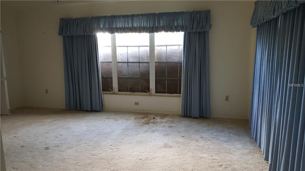 8641 DEER RUN DRIVE, LAKE WALES, Florida 33898, 4 Bedrooms Bedrooms, 10 Rooms Rooms,3 BathroomsBathrooms,Residential,For sale,DEER RUN,K4701397