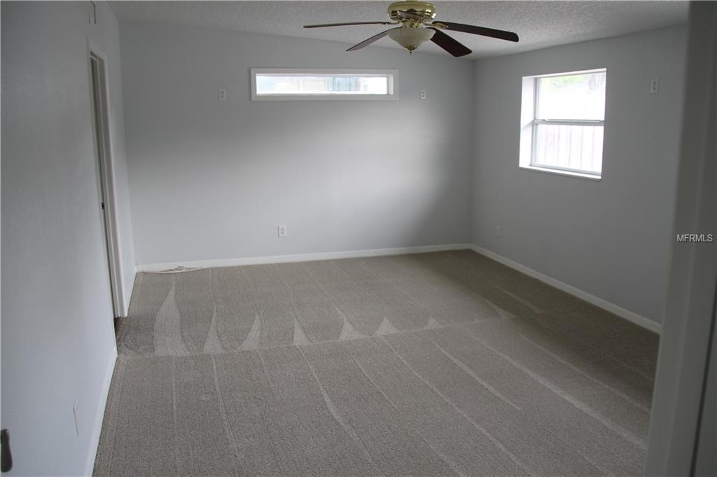 1511 E HORATIO AVENUE, MAITLAND, Florida 32751, 4 Bedrooms Bedrooms, 3 Rooms Rooms,3 BathroomsBathrooms,Residential,For sale,HORATIO,O5546338