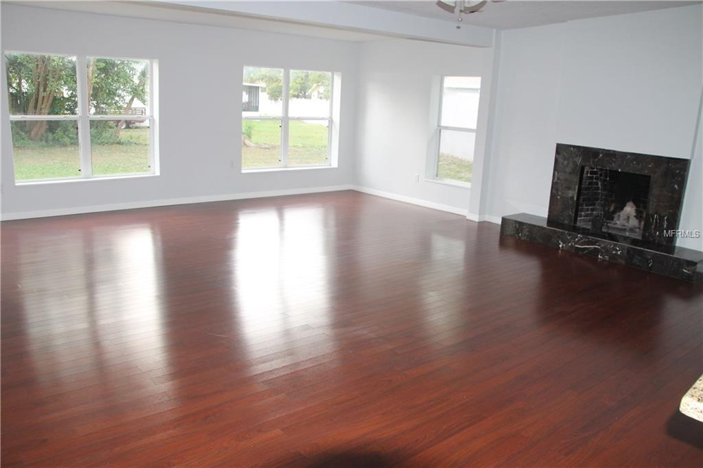 1511 E HORATIO AVENUE, MAITLAND, Florida 32751, 4 Bedrooms Bedrooms, 3 Rooms Rooms,3 BathroomsBathrooms,Residential,For sale,HORATIO,O5546338