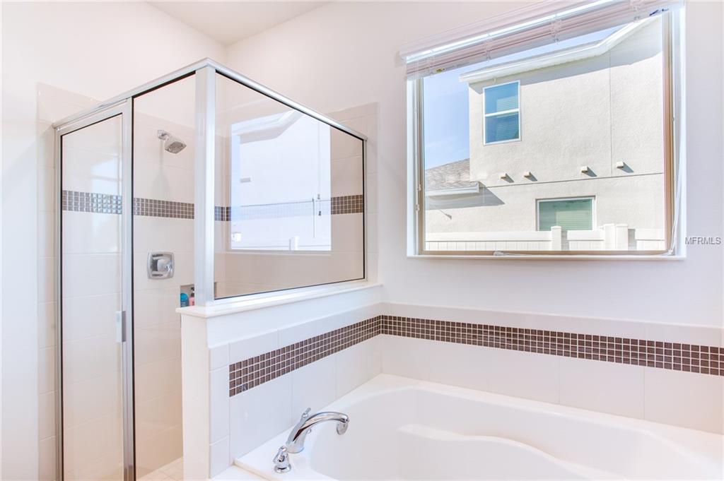 5202 LANDMARK DRIVE, SAINT CLOUD, Florida 34771, 4 Bedrooms Bedrooms, 6 Rooms Rooms,2 BathroomsBathrooms,Residential,For sale,LANDMARK,O5552631