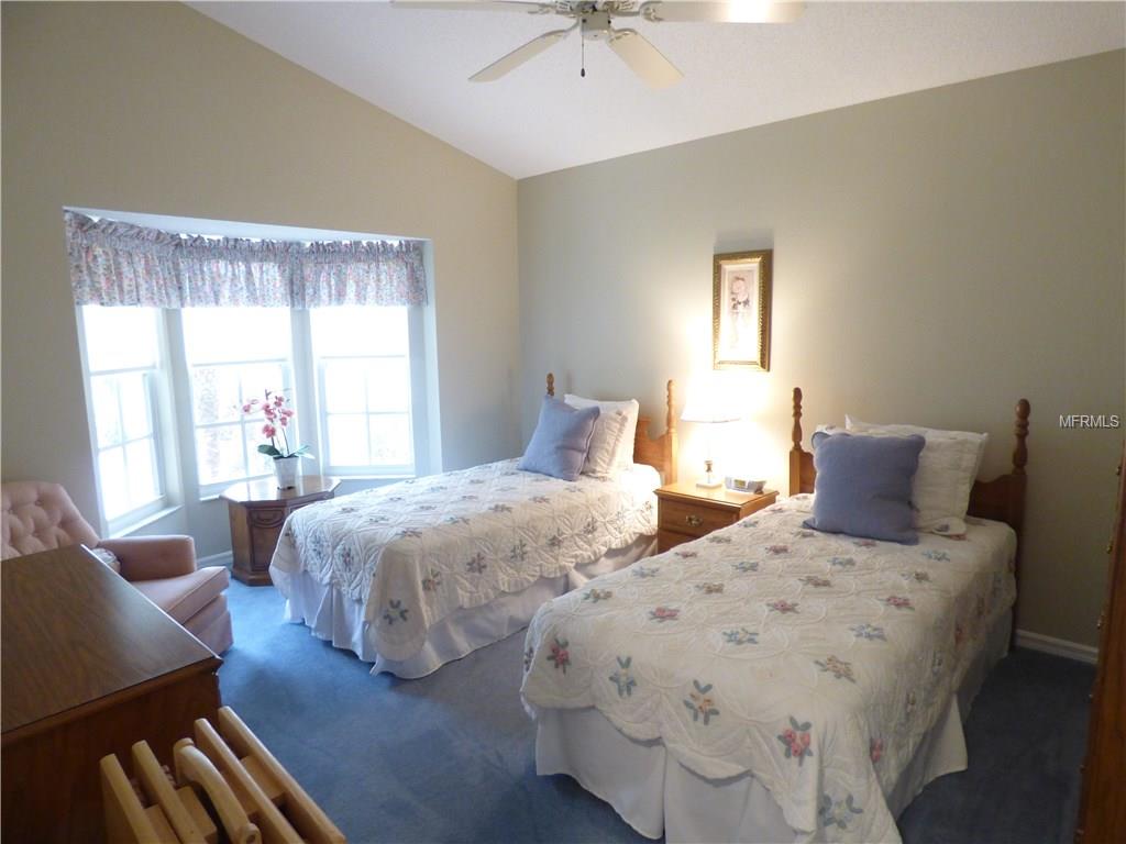 597 CLUBSIDE CIRCLE, VENICE, Florida 34293, 2 Bedrooms Bedrooms, 7 Rooms Rooms,2 BathroomsBathrooms,Residential,For sale,CLUBSIDE,N5915685