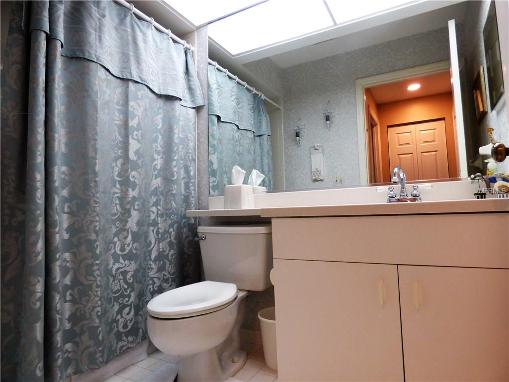 597 CLUBSIDE CIRCLE, VENICE, Florida 34293, 2 Bedrooms Bedrooms, 7 Rooms Rooms,2 BathroomsBathrooms,Residential,For sale,CLUBSIDE,N5915685