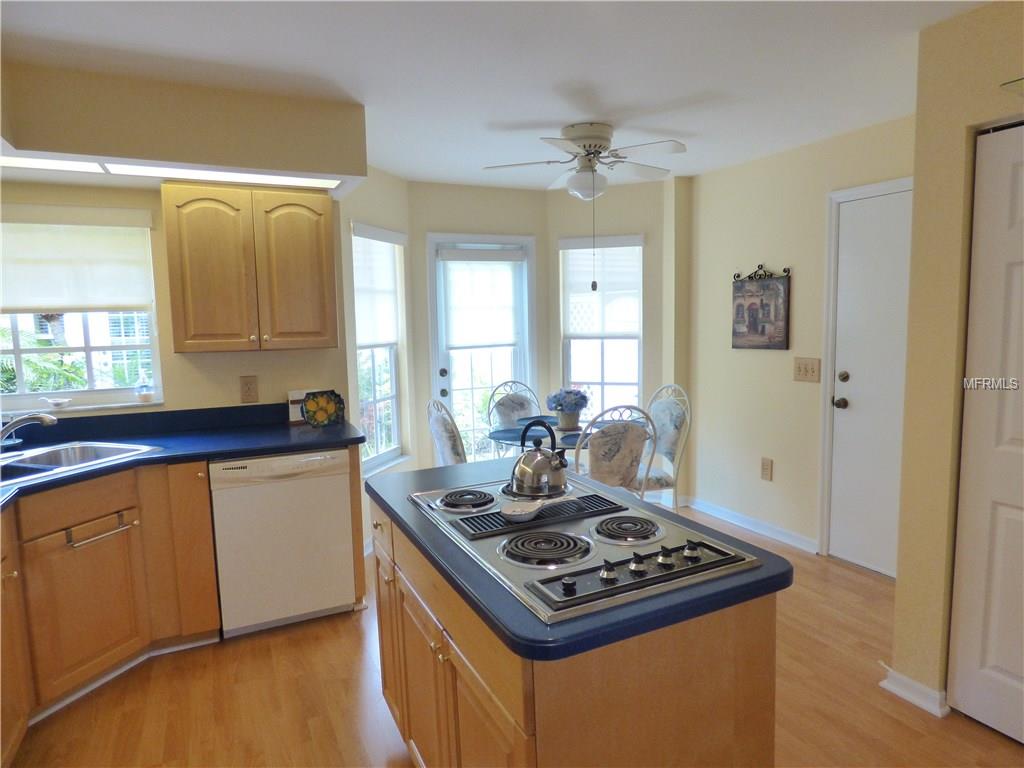 597 CLUBSIDE CIRCLE, VENICE, Florida 34293, 2 Bedrooms Bedrooms, 7 Rooms Rooms,2 BathroomsBathrooms,Residential,For sale,CLUBSIDE,N5915685