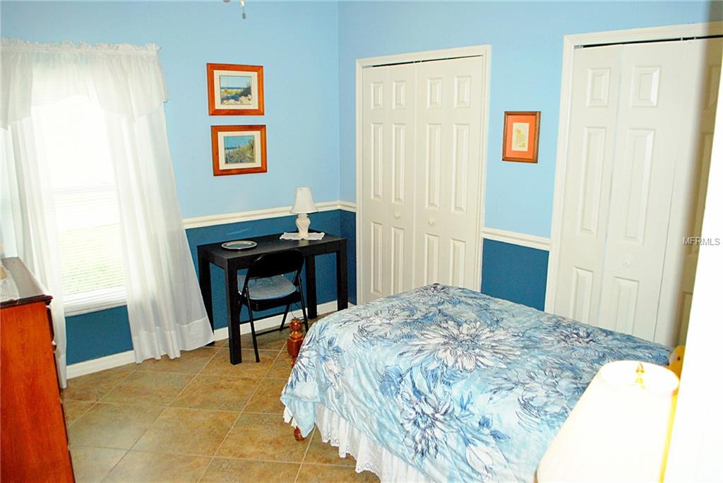 1589 CARILLON PARK DRIVE, OVIEDO, Florida 32765, 6 Bedrooms Bedrooms, 10 Rooms Rooms,4 BathroomsBathrooms,Residential,For sale,CARILLON PARK,O5556495