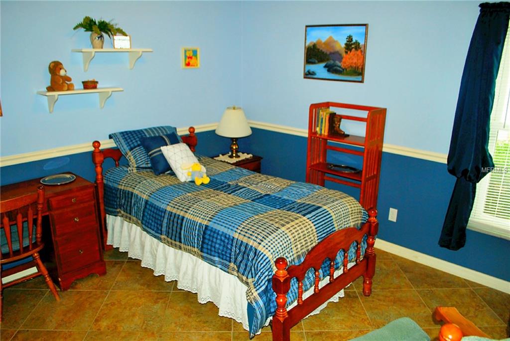 1589 CARILLON PARK DRIVE, OVIEDO, Florida 32765, 6 Bedrooms Bedrooms, 10 Rooms Rooms,4 BathroomsBathrooms,Residential,For sale,CARILLON PARK,O5556495