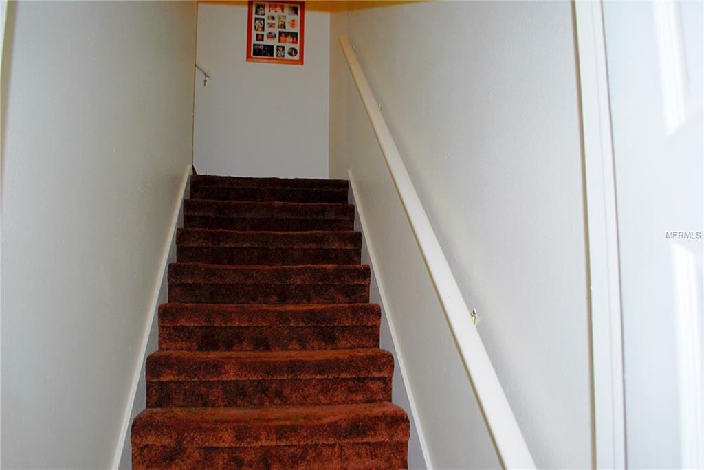 1589 CARILLON PARK DRIVE, OVIEDO, Florida 32765, 6 Bedrooms Bedrooms, 10 Rooms Rooms,4 BathroomsBathrooms,Residential,For sale,CARILLON PARK,O5556495