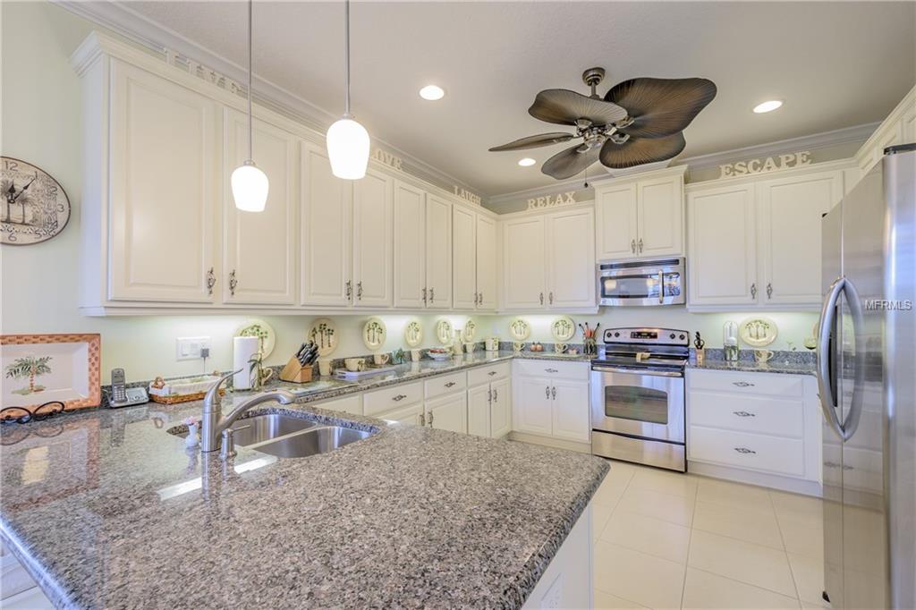 2501 SAPPHIRE GREENS LANE, SUN CITY CENTER, Florida 33573, 2 Bedrooms Bedrooms, 7 Rooms Rooms,2 BathroomsBathrooms,Residential,For sale,SAPPHIRE GREENS,T2925828
