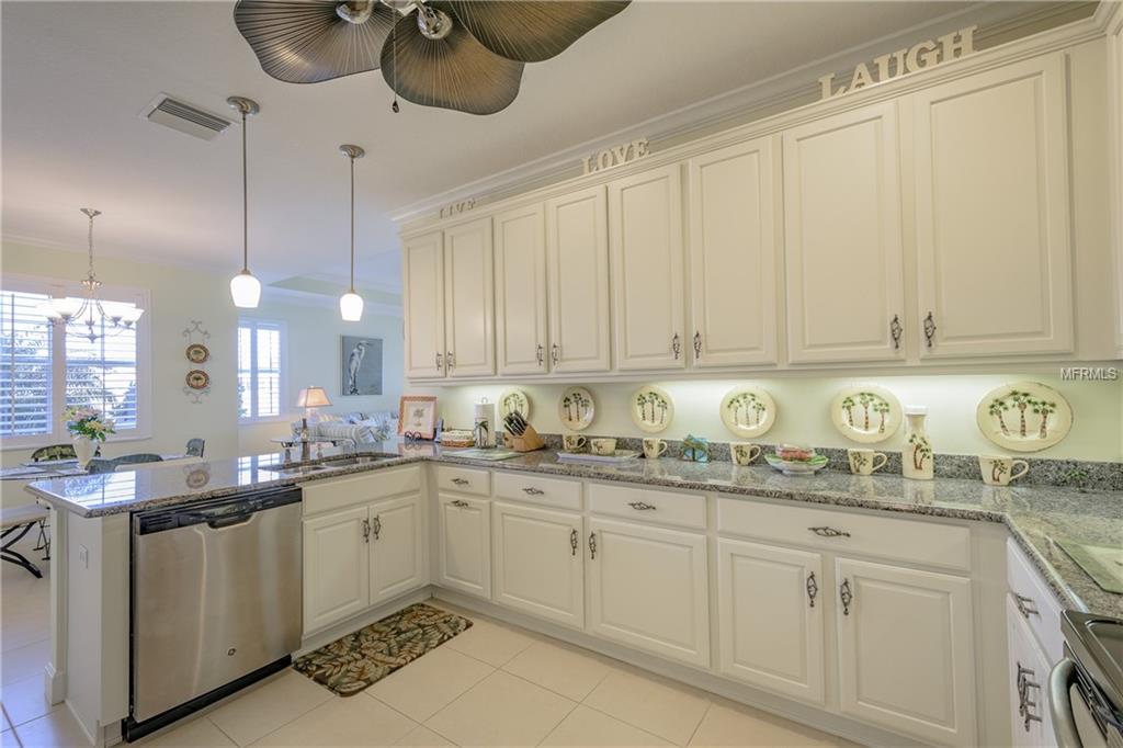 2501 SAPPHIRE GREENS LANE, SUN CITY CENTER, Florida 33573, 2 Bedrooms Bedrooms, 7 Rooms Rooms,2 BathroomsBathrooms,Residential,For sale,SAPPHIRE GREENS,T2925828