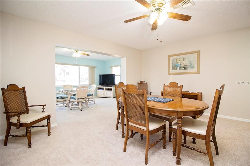 121 WINTERSONG LANE, SUN CITY CENTER, Florida 33573, 2 Bedrooms Bedrooms, 7 Rooms Rooms,2 BathroomsBathrooms,Residential,For sale,WINTERSONG,T2927226