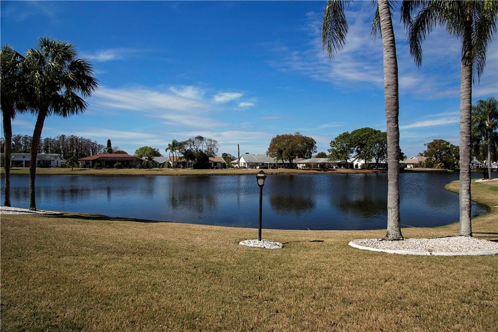 121 WINTERSONG LANE, SUN CITY CENTER, Florida 33573, 2 Bedrooms Bedrooms, 7 Rooms Rooms,2 BathroomsBathrooms,Residential,For sale,WINTERSONG,T2927226