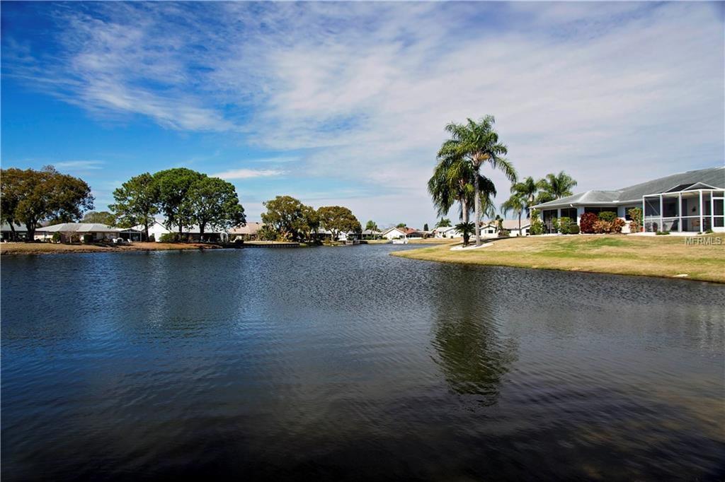 121 WINTERSONG LANE, SUN CITY CENTER, Florida 33573, 2 Bedrooms Bedrooms, 7 Rooms Rooms,2 BathroomsBathrooms,Residential,For sale,WINTERSONG,T2927226