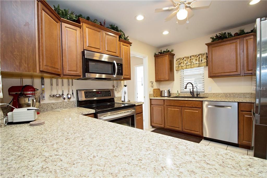 121 WINTERSONG LANE, SUN CITY CENTER, Florida 33573, 2 Bedrooms Bedrooms, 7 Rooms Rooms,2 BathroomsBathrooms,Residential,For sale,WINTERSONG,T2927226