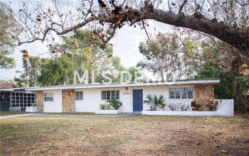 4524 S CLARK AVENUE, TAMPA, Florida 33611, 3 Bedrooms Bedrooms, 4 Rooms Rooms,2 BathroomsBathrooms,Residential,For sale,CLARK,T2927635