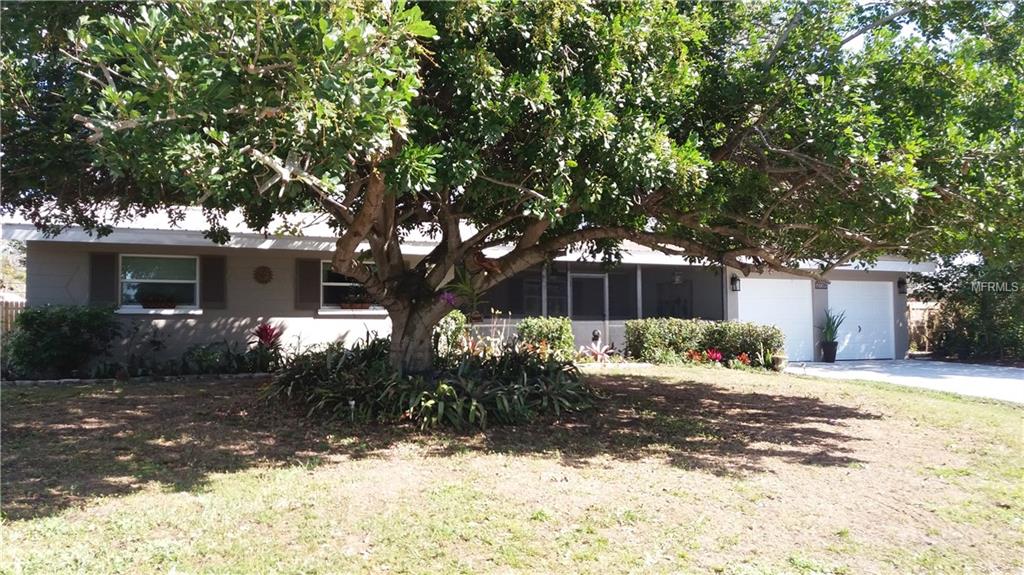 2726 JEFFERSON CIRCLE, SARASOTA, Florida 34239, 3 Bedrooms Bedrooms, 9 Rooms Rooms,2 BathroomsBathrooms,Residential,For sale,JEFFERSON,A4210141
