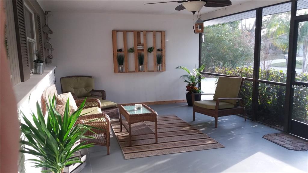 2726 JEFFERSON CIRCLE, SARASOTA, Florida 34239, 3 Bedrooms Bedrooms, 9 Rooms Rooms,2 BathroomsBathrooms,Residential,For sale,JEFFERSON,A4210141