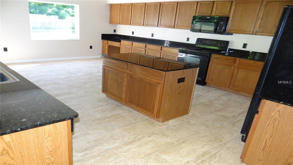 2631 QUEEN ALBERTA DRIVE, VALRICO, Florida 33596, 6 Bedrooms Bedrooms, 12 Rooms Rooms,3 BathroomsBathrooms,Residential,For sale,QUEEN ALBERTA,T2891666