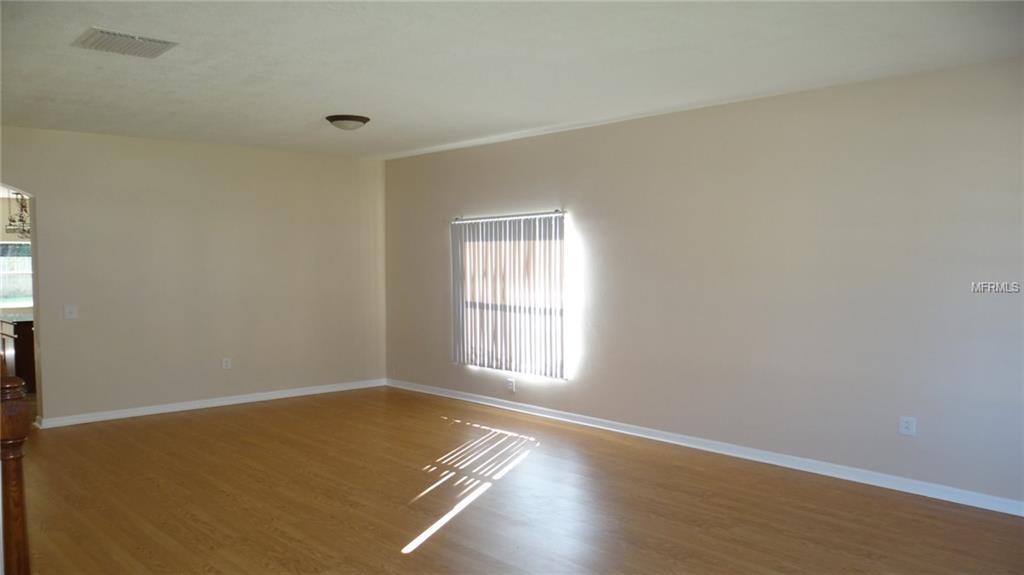 2631 QUEEN ALBERTA DRIVE, VALRICO, Florida 33596, 6 Bedrooms Bedrooms, 12 Rooms Rooms,3 BathroomsBathrooms,Residential,For sale,QUEEN ALBERTA,T2891666