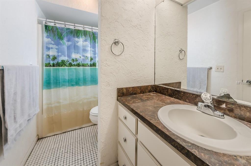 105 WOODBURN COURT, SAFETY HARBOR, Florida 34695, 4 Bedrooms Bedrooms, 9 Rooms Rooms,2 BathroomsBathrooms,Residential,For sale,WOODBURN,U7830761