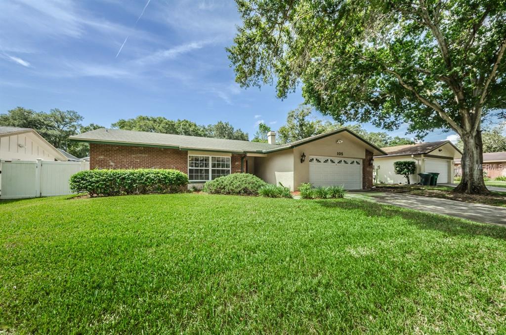 105 WOODBURN COURT, SAFETY HARBOR, Florida 34695, 4 Bedrooms Bedrooms, 9 Rooms Rooms,2 BathroomsBathrooms,Residential,For sale,WOODBURN,U7830761